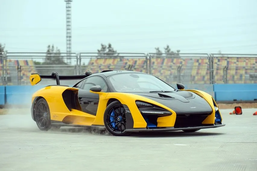 McLaren Jakarta Gelar Track Day Buat Konsumen Memacu Adrenalin