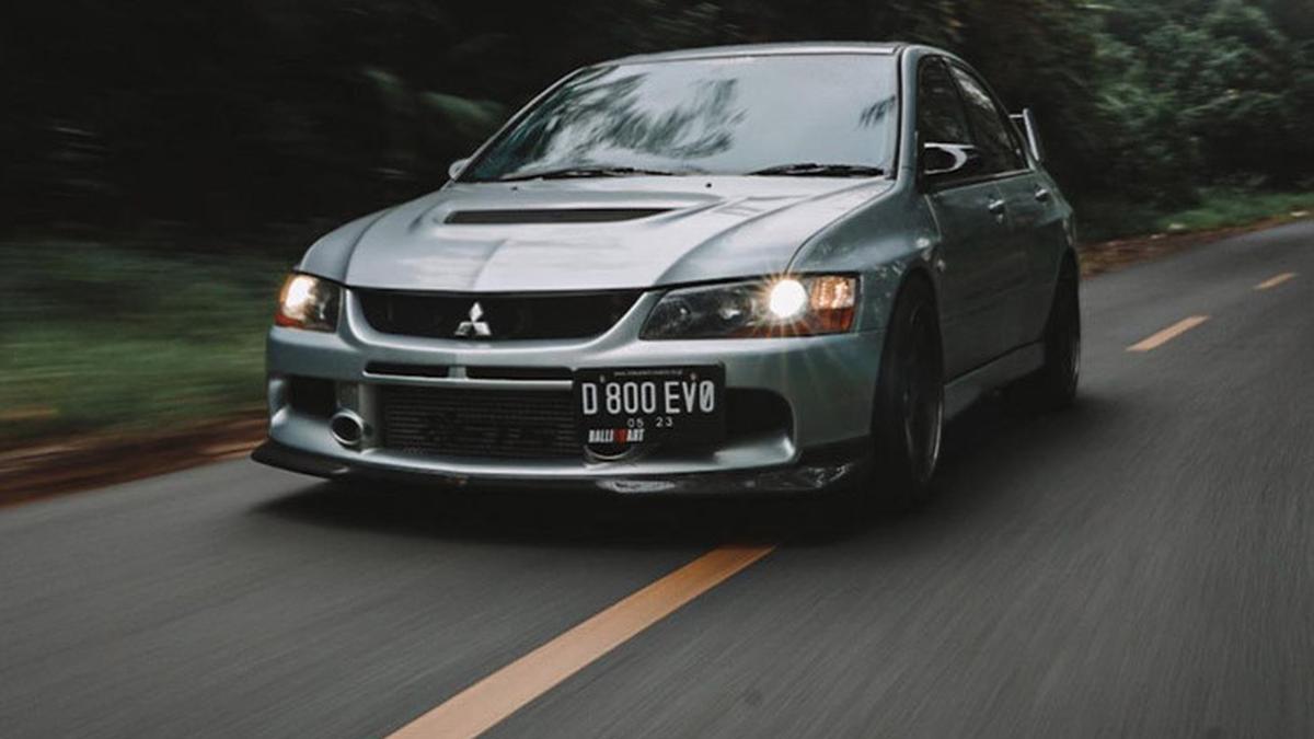 Modifikasi Mitsubishi Lancer JDM Street Racing, Sederhana Tapi Ngena