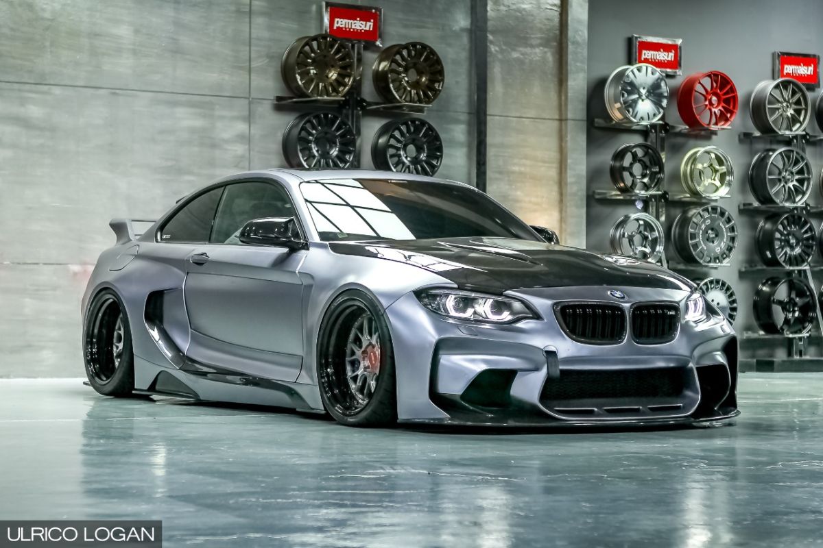 Intip BMW “The Beast M2” modifikasi Charock